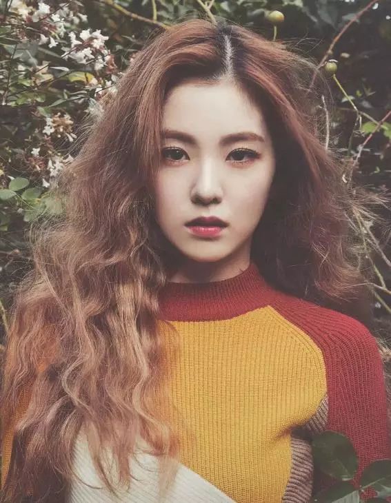 新年发型推荐齐肩发发量多,30-40岁适合发型男士圆脸发质细软