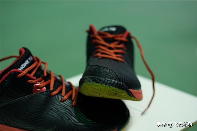 中羽高评分的羽毛球鞋,羽毛球鞋初学者推荐评测