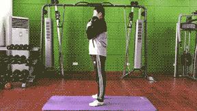 停课不停练居家体育课,停课不停练儿童居家健康体能训练