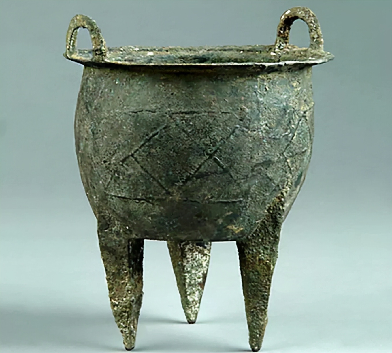 夏朝九鼎下落之谜,夏朝真的有出土文字吗