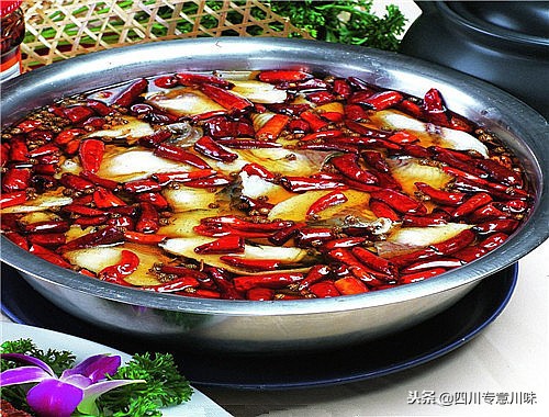 麻辣鱼的做法正宗川菜做法,青花椒麻辣鱼的正宗做法