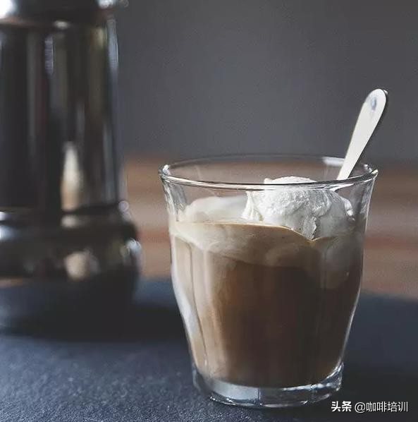 阿芙和佳朵的咖啡怎么做,阿芙佳朵必须用香草口味冰激凌吗
