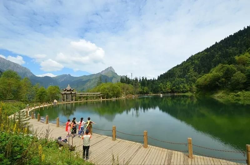 第一个全域旅游城市,全域旅游景点规划