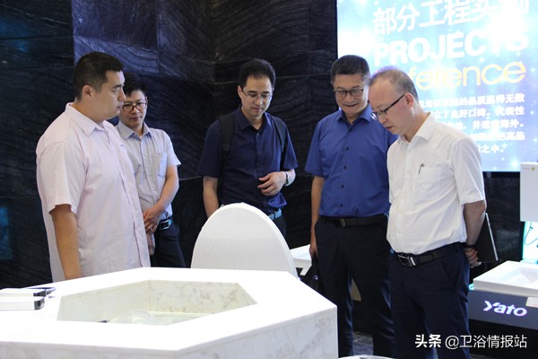 工信部五所赴潮州市调研专家组走进广东亚陶科技股份有限公司