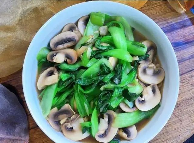 白蘑菇吃法大全,白蘑菇菜品