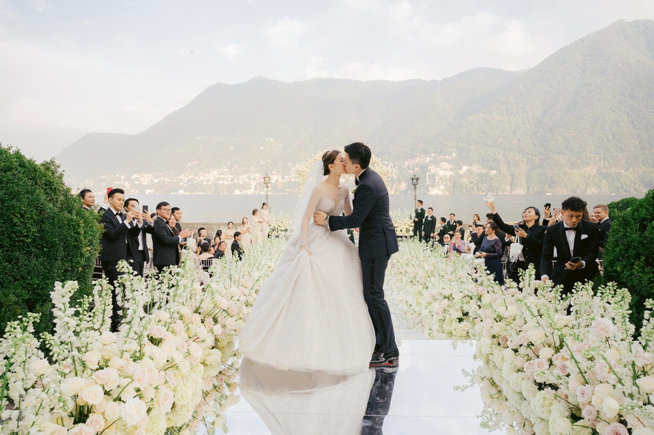 angelababy和文咏珊现在还能比吗,意大利古堡大婚