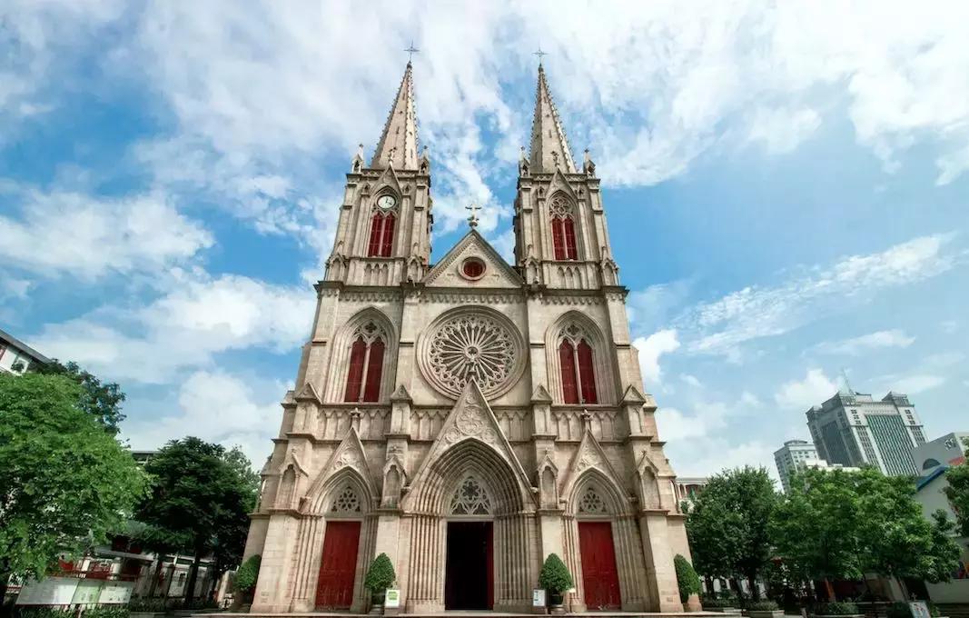 8月去厦门旅游5天4晚特惠,八月厦门机票便宜吗