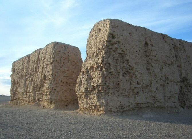 成都到额济纳旗五日游,南京到额济纳旗旅游攻略