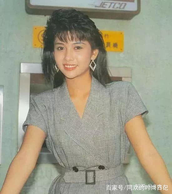 复古港风妆容的简单画法,猪猪女孩和复古港风妆容