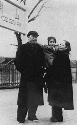 罗荣桓之子，生于抗战名为东进，3岁第一次吃白面40岁才知生日