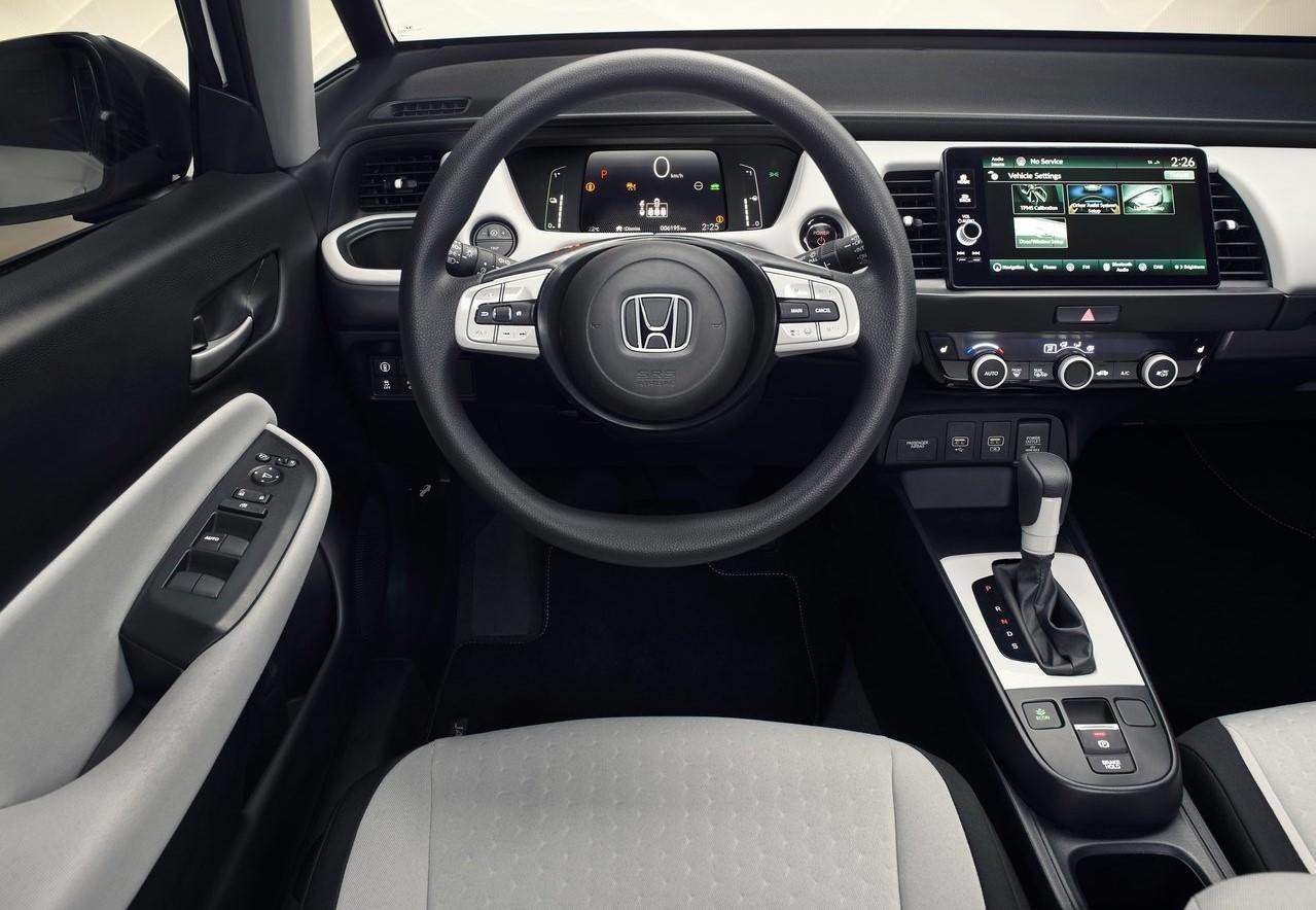 本田飞度1.5的好还是1.3的好,1.5的飞度和思域哪个好