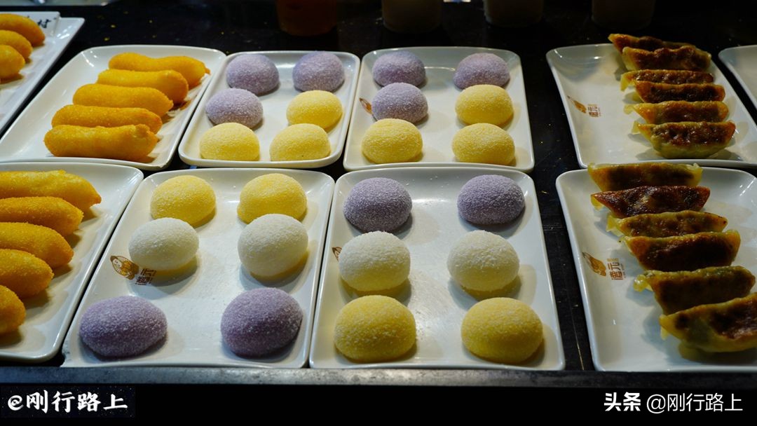 重庆解放碑八一好吃街图片,重庆解放碑八一好吃街推荐食物