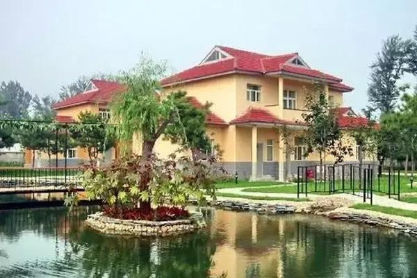 北京适合小孩的温泉度假村排名,北京冬季适合玩的温泉项目有哪些