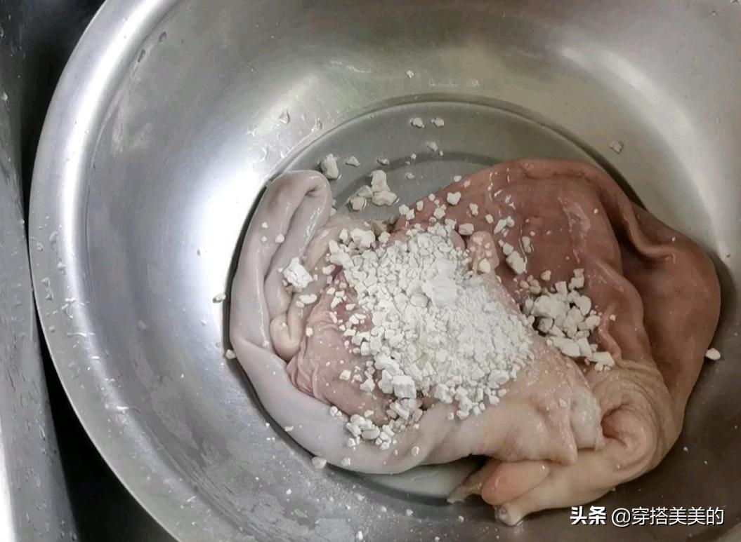 清洗猪肚有技巧简单两步搞定,广东人清洗猪肚的正确做法