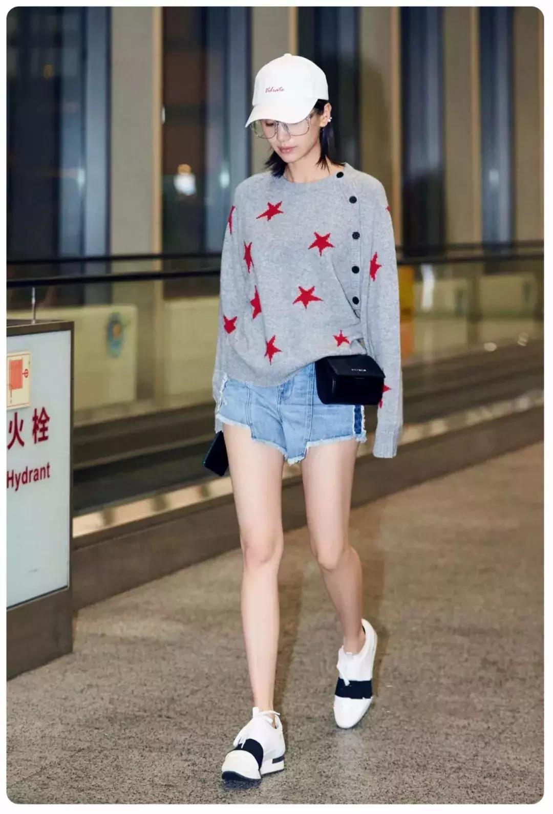 夏天穿蓝色短裤上衣穿什么好看,夏天哪几种短裤不要穿