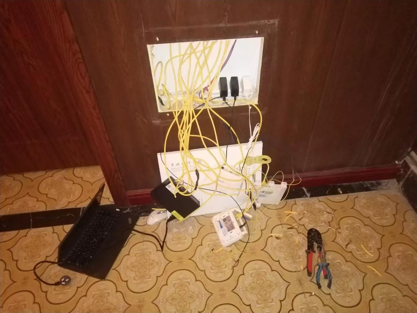 家里装弱电箱找谁合适,在家里装弱电箱