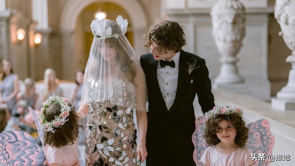 美国富豪迎娶日本姑娘,美国首富嫁女花多少钱