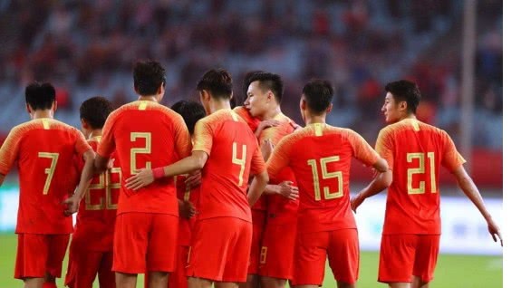 中国杯海报公布！一句振奋人心的宣传口号却蕴含着另一种无奈