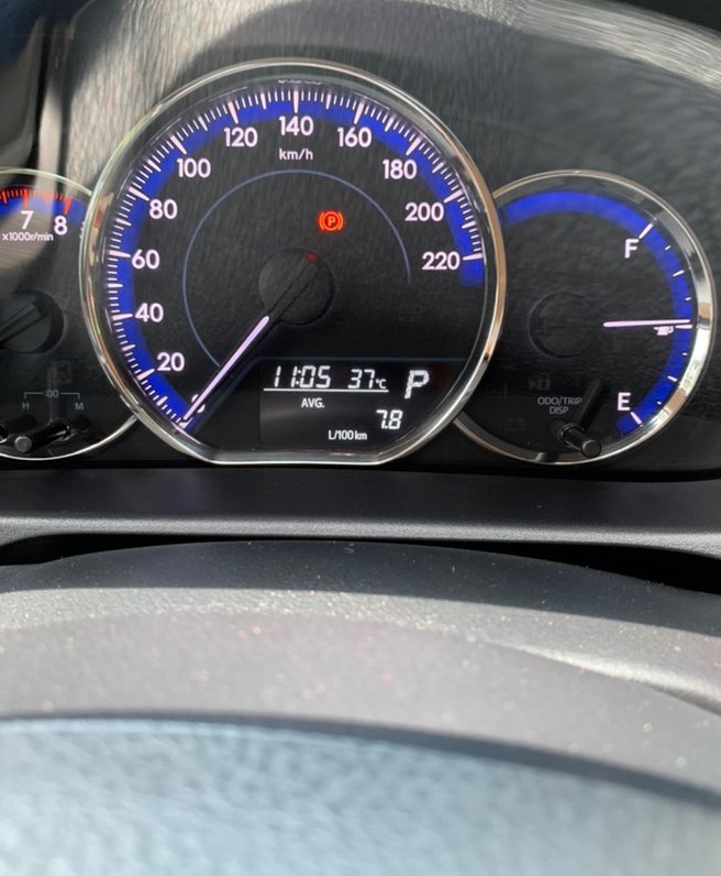 15款丰田威驰手动挡新车落地,丰田15万落地轿车