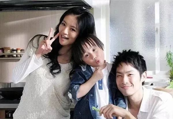 “我花58块,买了一个童星的裸体视频。”