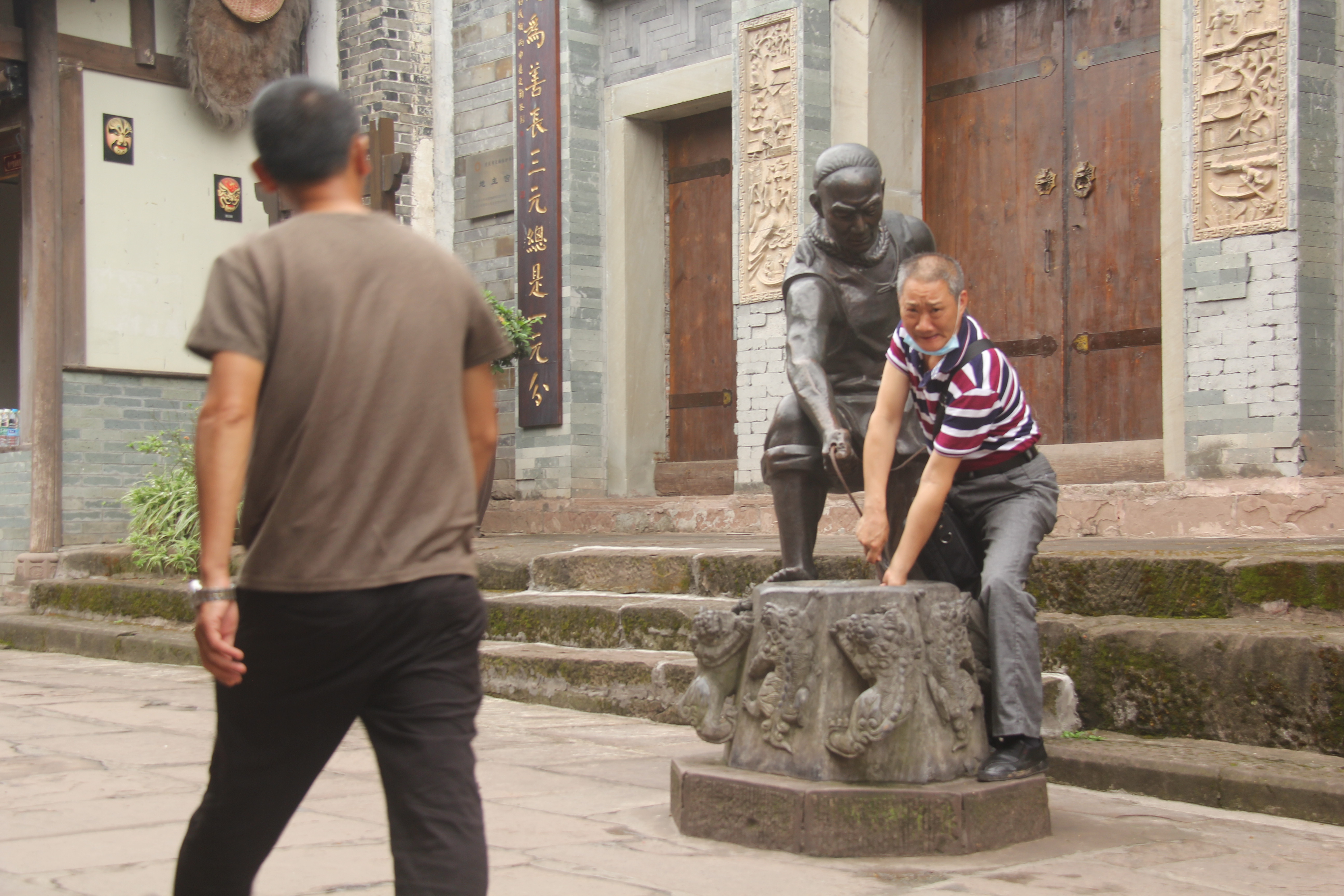 如何应对疫情负面的信息,怎样应对疫情带来的负面情绪