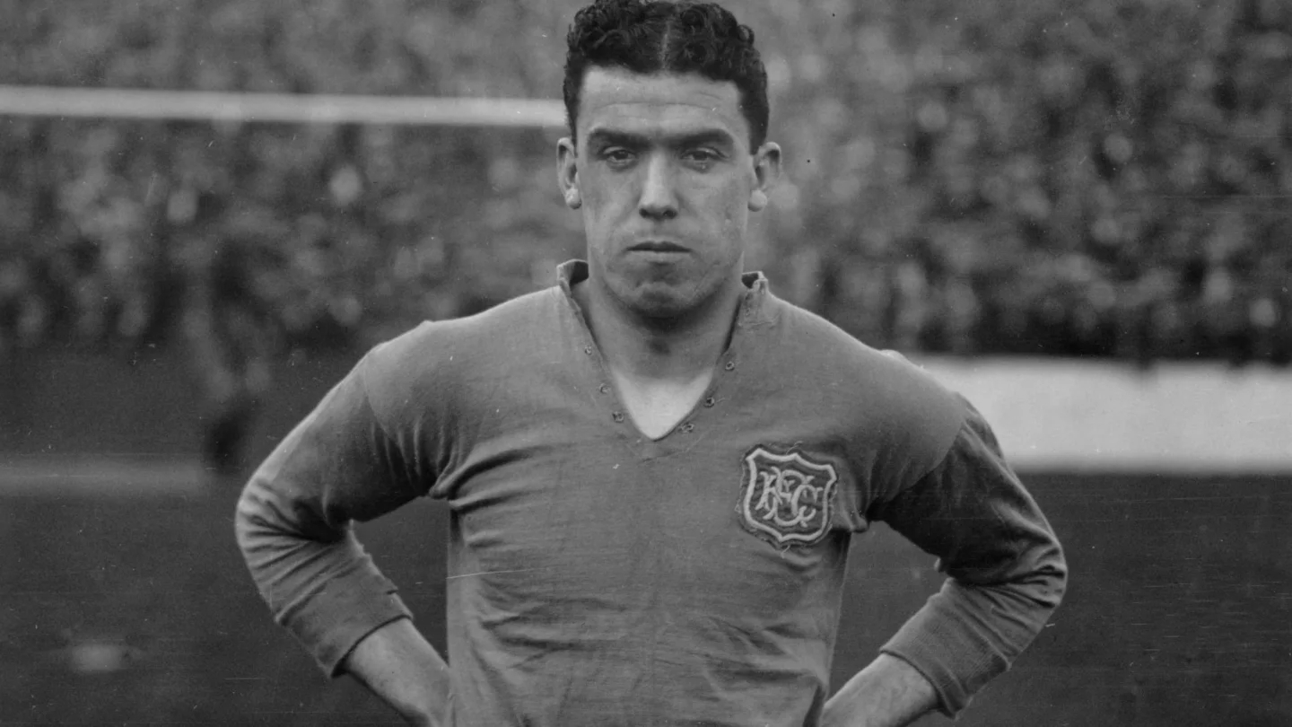 现代足球中锋的重要性,现代足球中锋越来越少