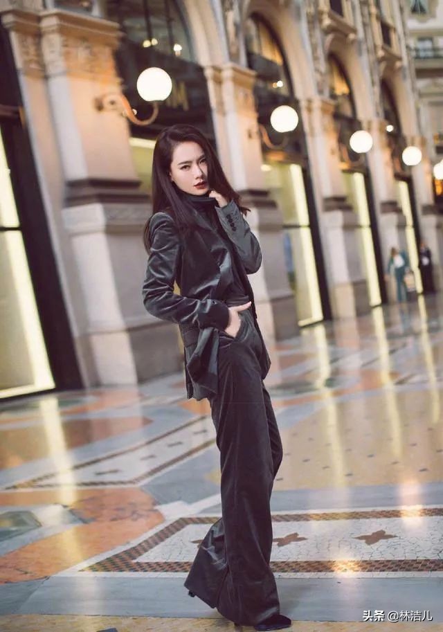 一年四季都是阔腿裤,四季都可穿的显瘦白色阔腿裤