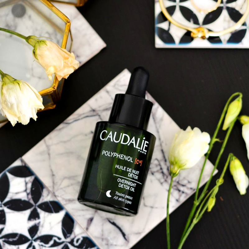 让皮肤变细腻的精华测评,适合所有肤质的精华好用吗