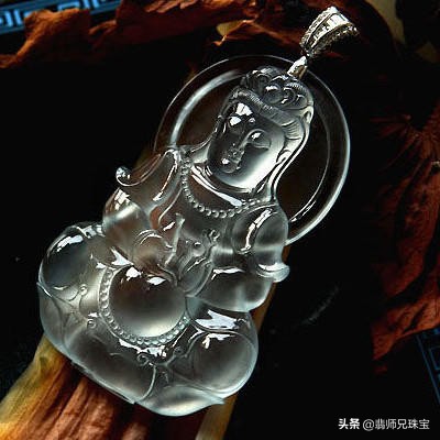 翡翠木那和莫西沙有什么区别,木那翡翠和莫西翡翠哪个好