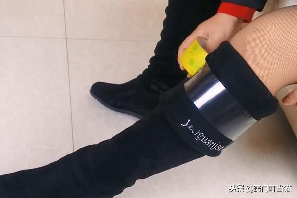 穿高筒靴贴双面胶,长筒靴固定神器避免尴尬