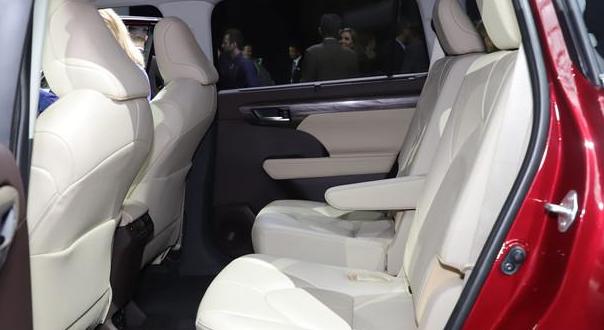 新一代汉兰达实车曝光,汉兰达为什么是家用神车