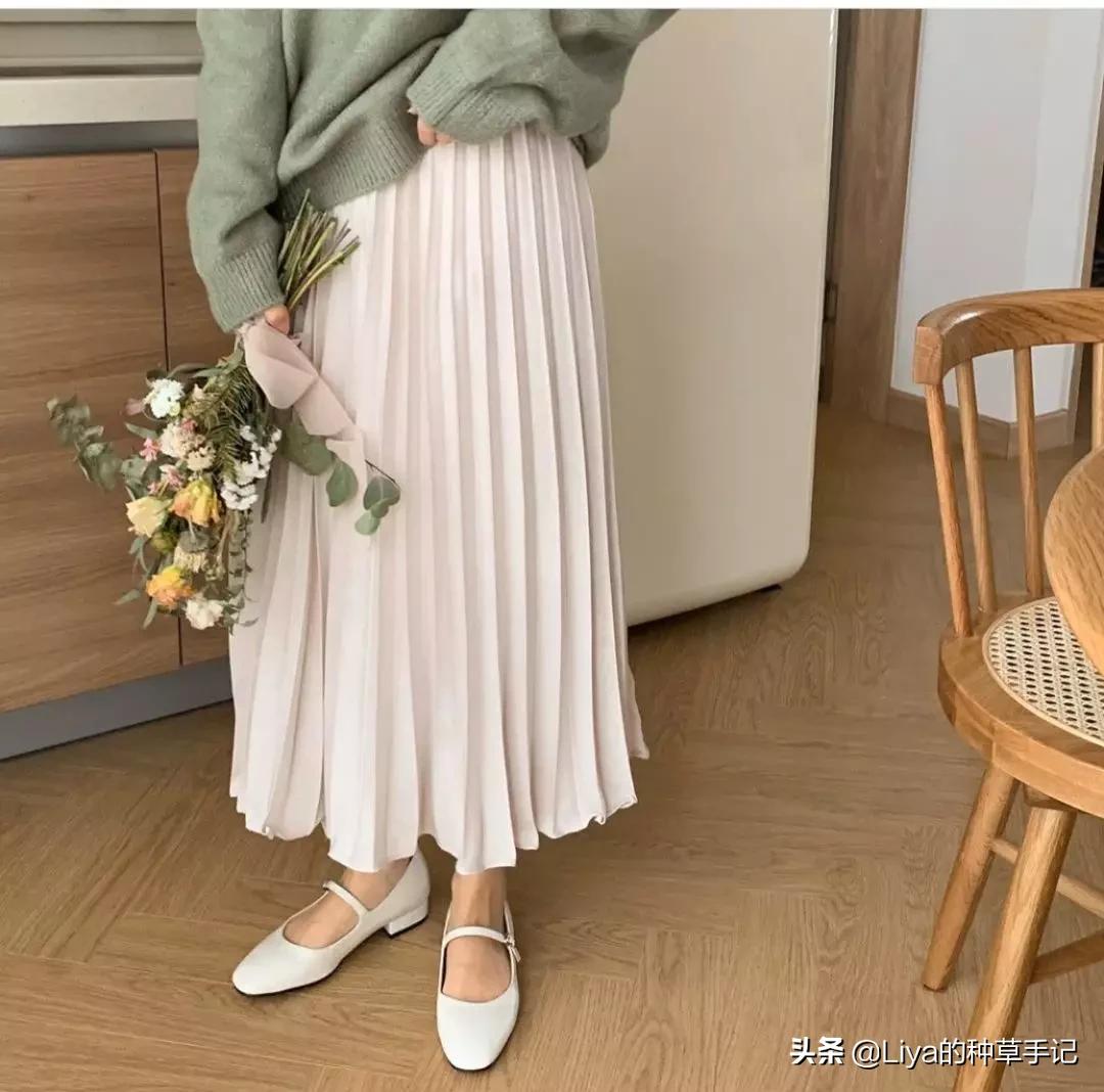 2020年最火的夏季鞋奶奶鞋,今年流行奶奶鞋时尚又气质