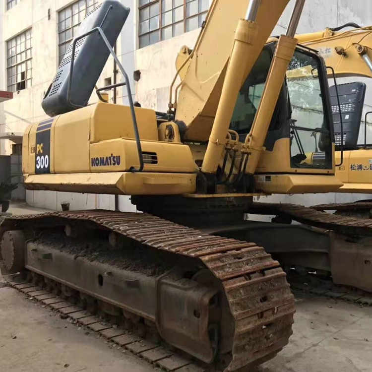 小松是哪个国家品牌,小松品牌