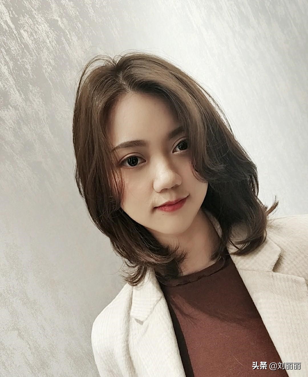 最新流行的锁骨发型,永不过时的发型