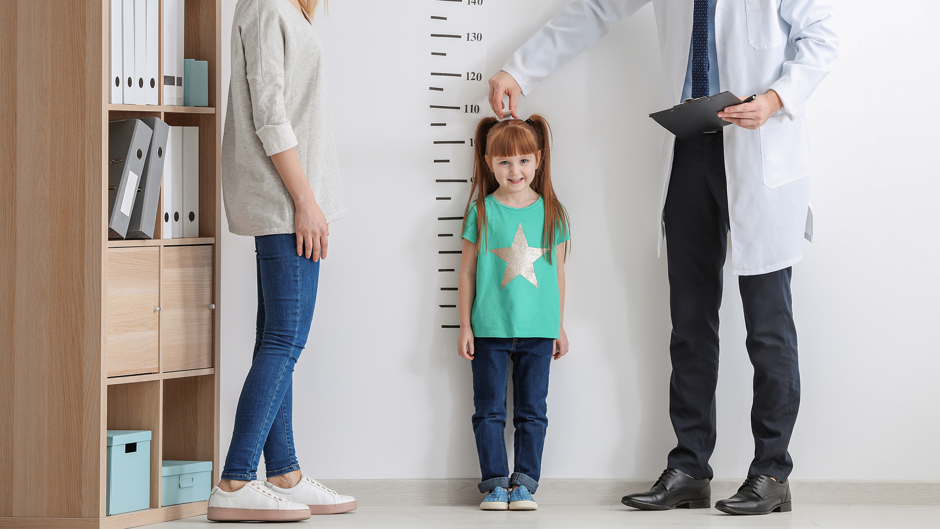 警惕矮小症这些方法有助孩子长高,一招教你筛查儿童长高