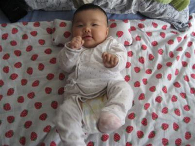 护理婴儿注意事项和禁忌,护理3个月宝宝都做什么