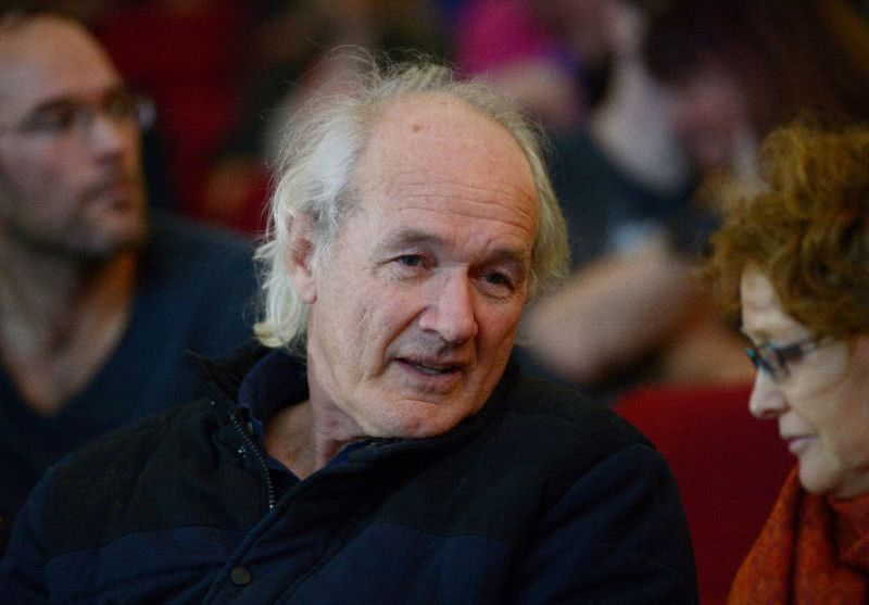 阿桑奇的母亲,阿桑奇母亲访谈