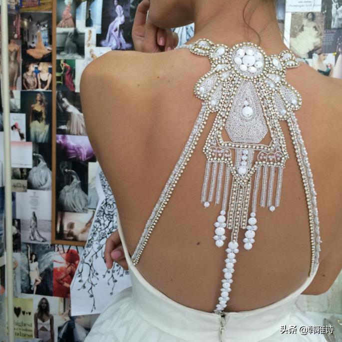 HEARTSONFIRE遇上婚纱天后HayleyPaige,让传统婚戒更浪漫时髦