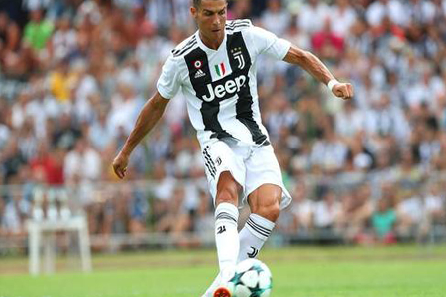 现在的球队，很少有双前锋这样的阵型，这究竟是为什么呢