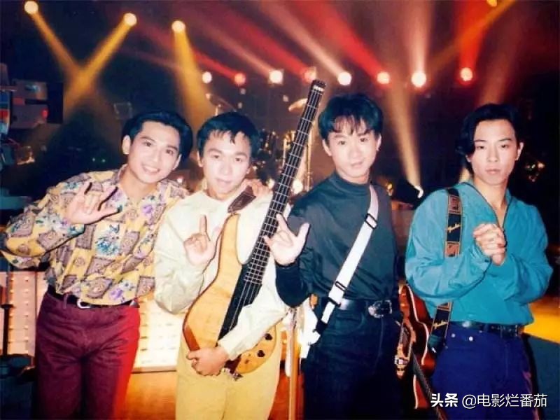 当曼德拉听了光辉岁月潸然泪下,光辉岁月回顾曼德拉一生