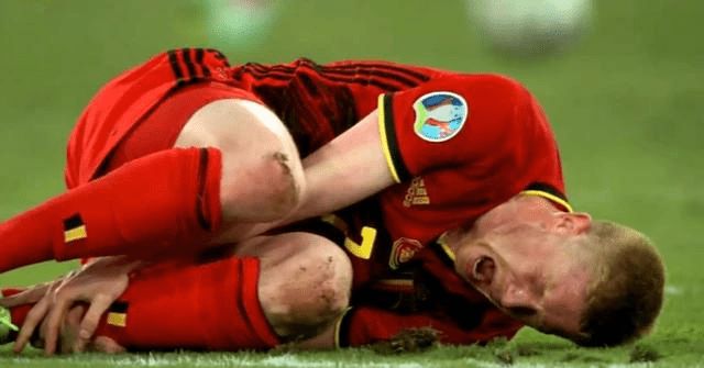 卫冕冠军悄离场，欧洲红魔展雄风，C罗无奈目送比利时晋级