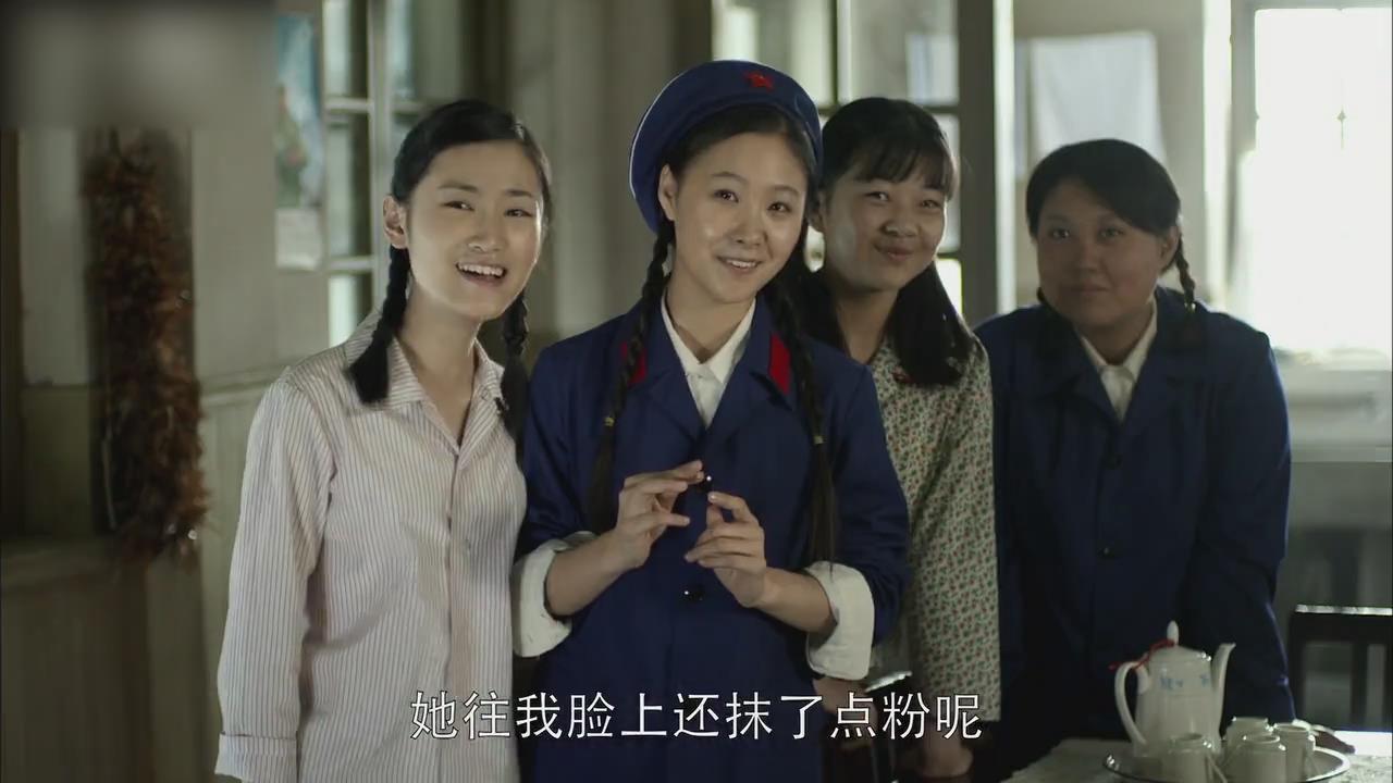 “德华在你家，守着个老师，初中毕不了业，怎么也得小学毕业吧”