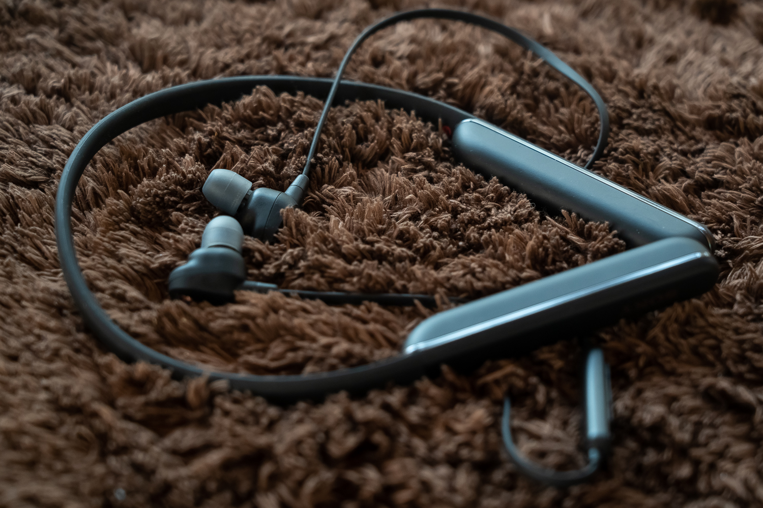 索尼降噪耳机wh1000xm2,索尼wi-1000xm2降噪不明显