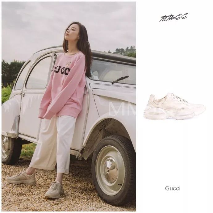 杨幂穿初恋鞋视频,杨幂潮鞋