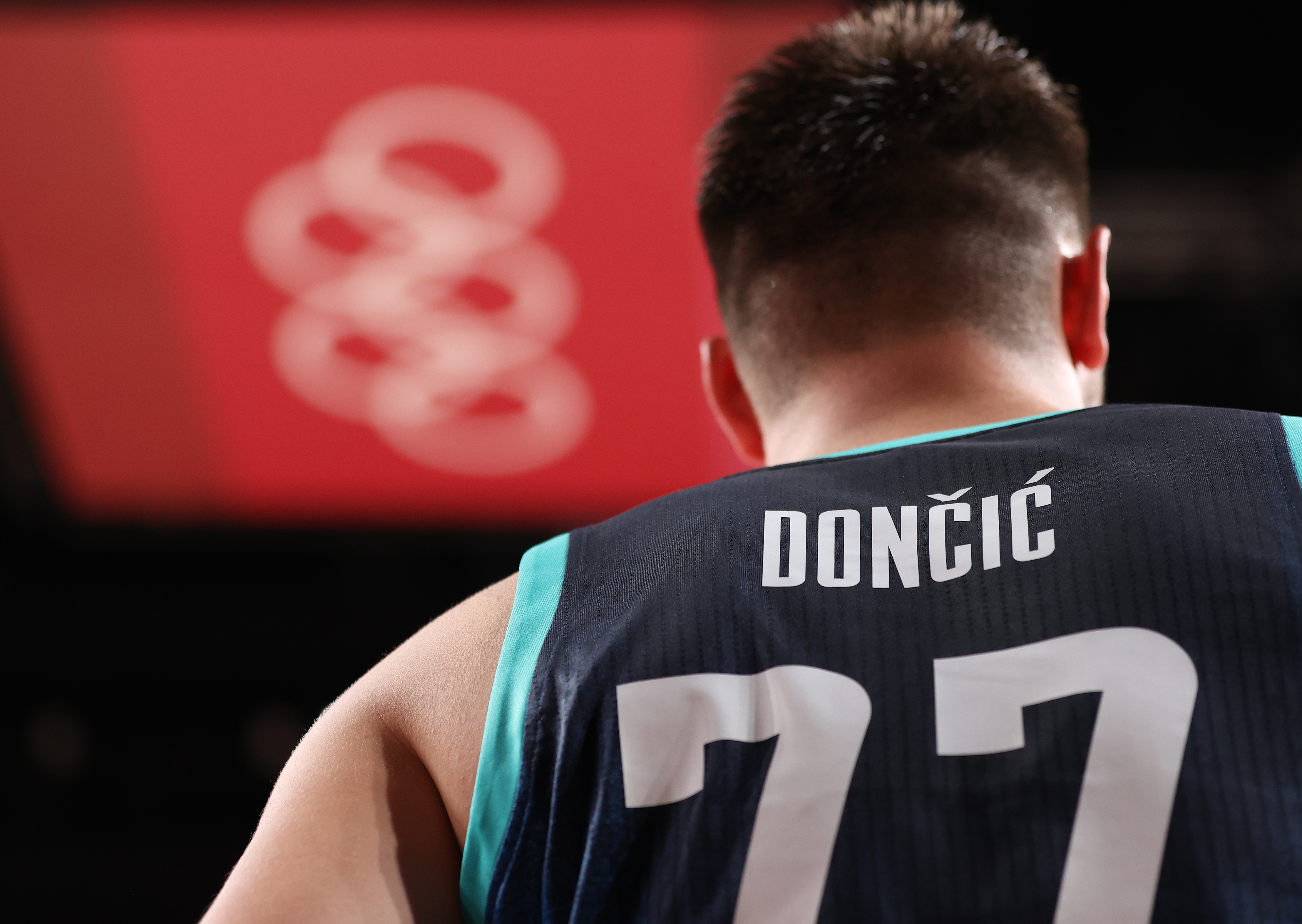 东契奇照片2024,东契奇世界杯照片