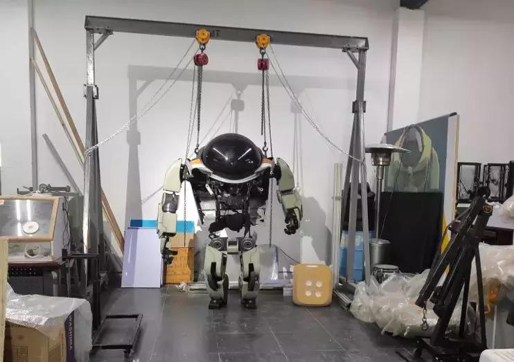 中国人的机甲和外国的机甲,中国机甲vs中国机甲