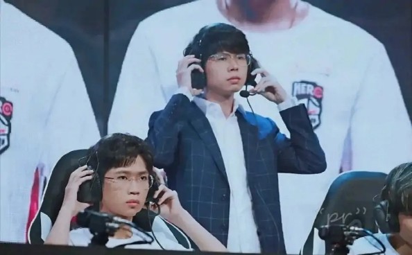 久诚夏季赛打estar,estarvs久诚