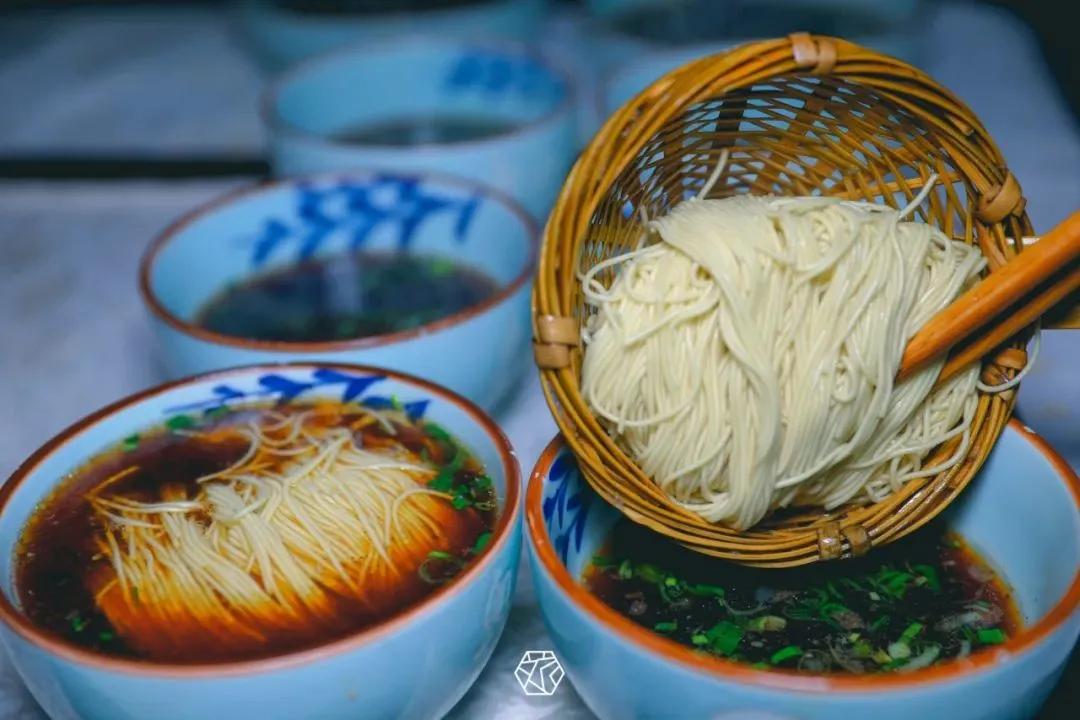枫叶租车成都店,苏州旅游自驾租车