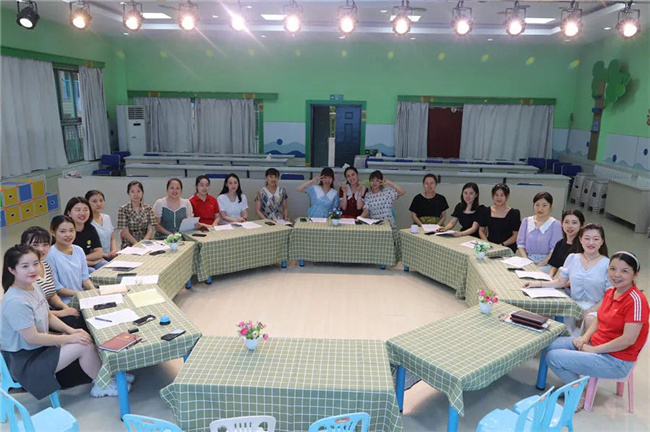 章丘区实验幼儿园桃花山园大四班,济南市章丘区桃花山实验幼儿园