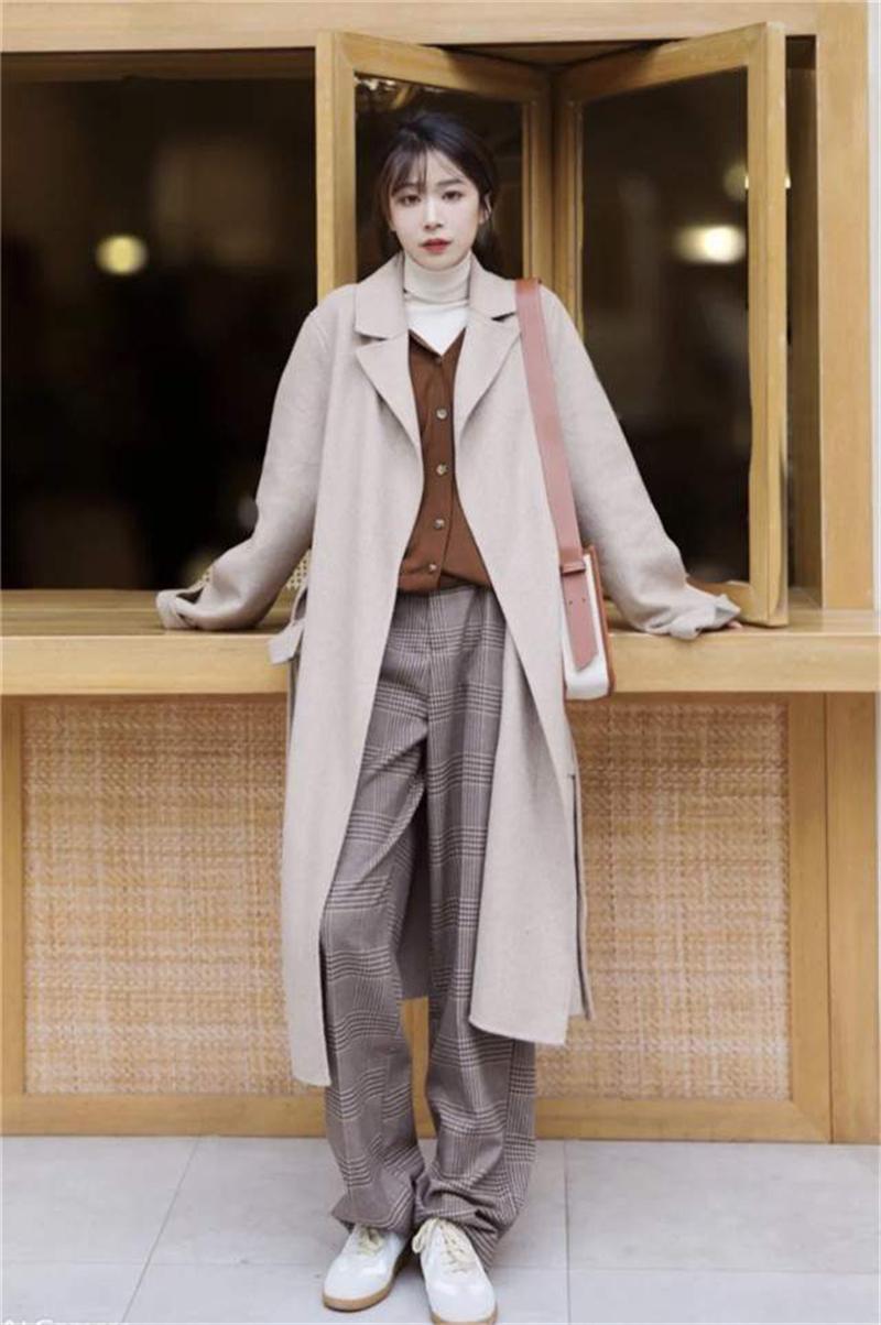 小个子女生如何挑选大衣衣长,小个子女人大衣怎么搭配才洋气